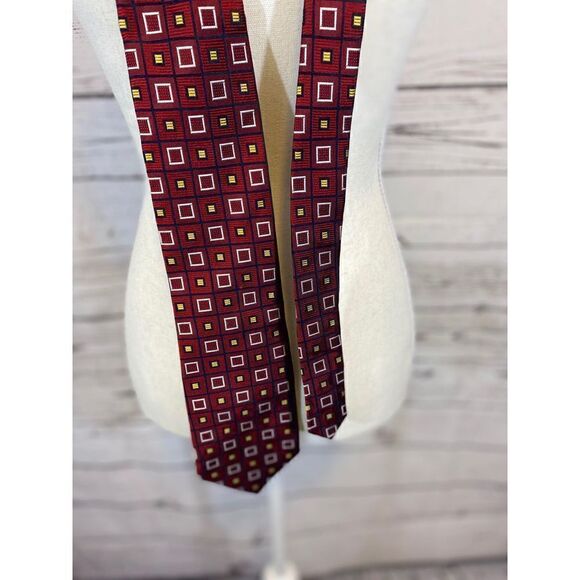 Lands End Neck Tie  - Picture 3 of 4